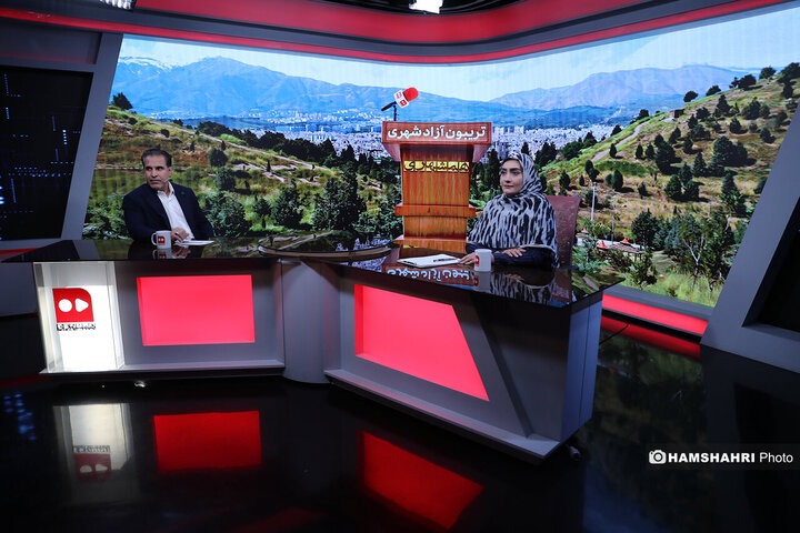 تریبون آزاد در منطقه 13