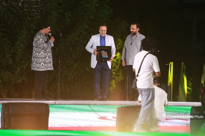 آیین رونمایی از مجسمه ی برنزی آرش کمانگیر