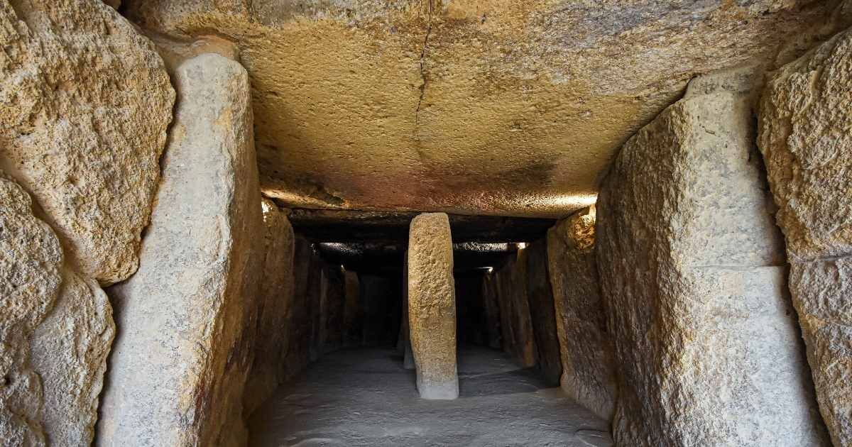 کشف شگفتانگیز آرامگاههایی با ۵۵۰۰ سال قدمت | تاریخ تمدنهای باستانی بازنویسی میشود