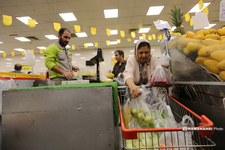 تور بازدید سرزده از بازارهای تره بار به همراه مدیر عامل سازمان میوه و تره بار