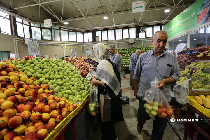 تور بازدید سرزده از بازارهای تره بار به همراه مدیر عامل سازمان میوه و تره بار