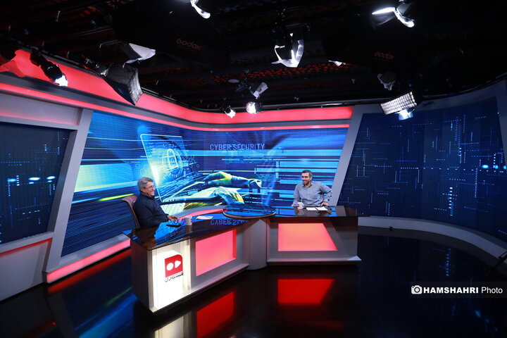 بررسی لایحه مقابله با انتشار محتوای خبری خلاف واقع