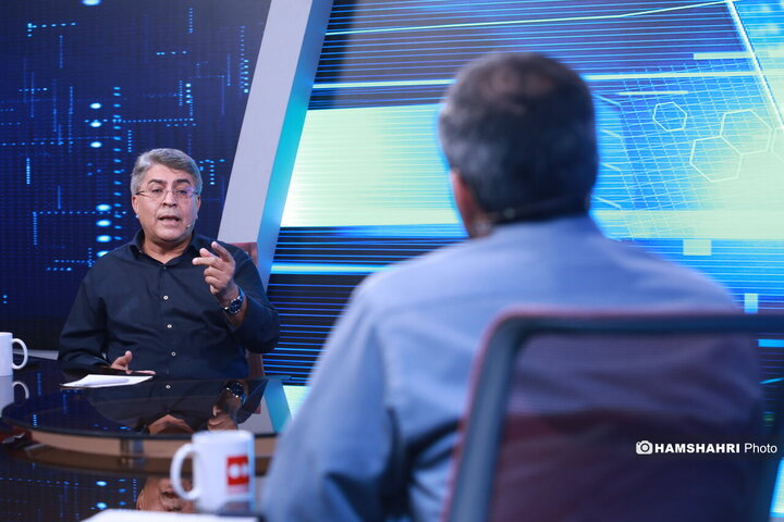 بررسی لایحه مقابله با انتشار محتوای خبری خلاف واقع