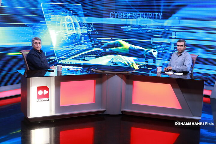 بررسی لایحه مقابله با انتشار محتوای خبری خلاف واقع