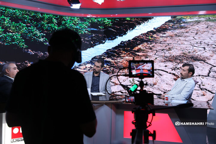 نشست ، چرا آب کم شد