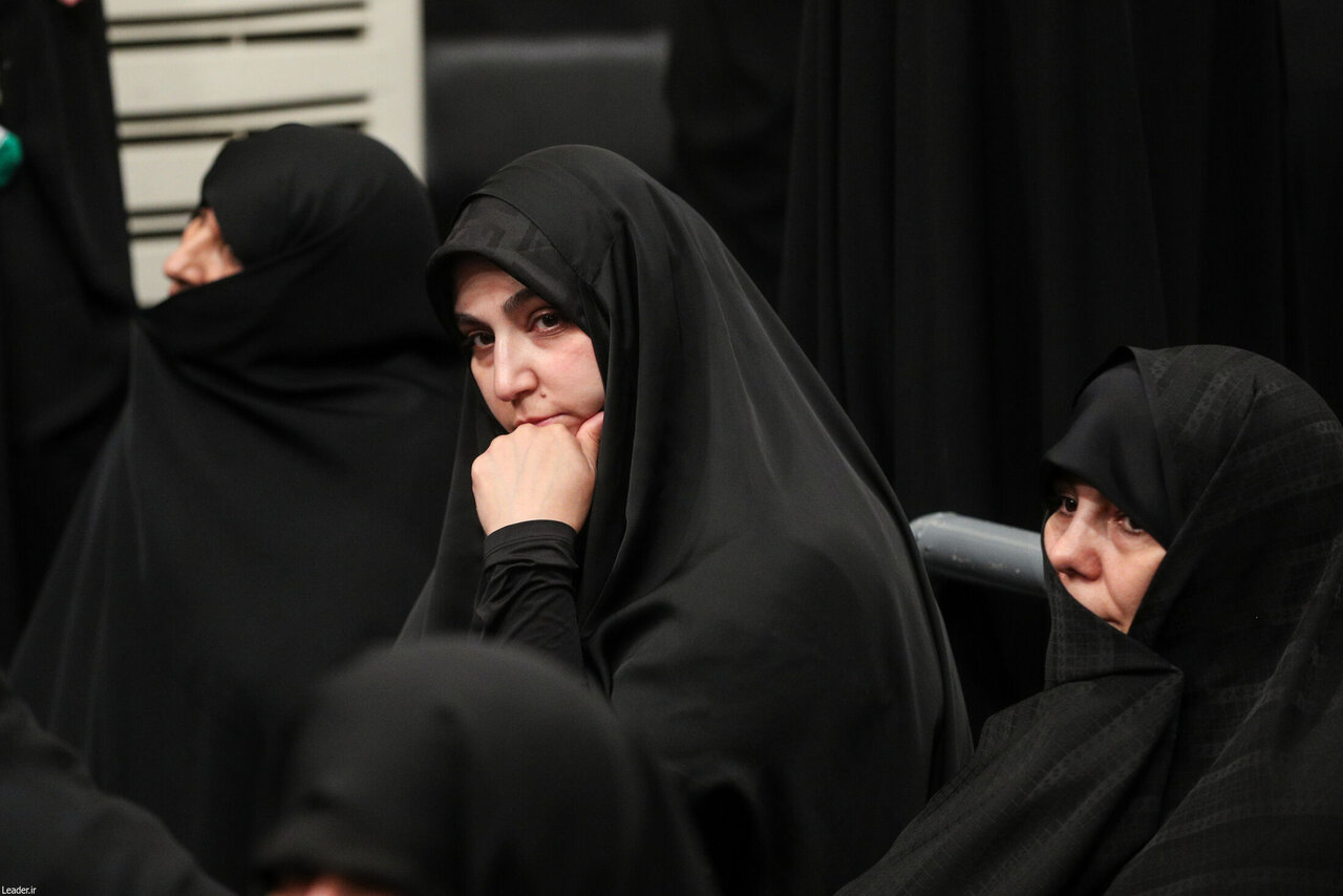 زینب ، نرجس و محمدرضا سلیمانی در دیدار امروز با رهبر انقلاب | تصاویر