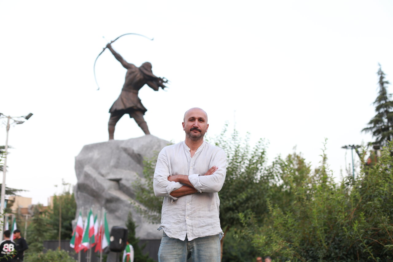 اسطوره‌ای در میدان ونک