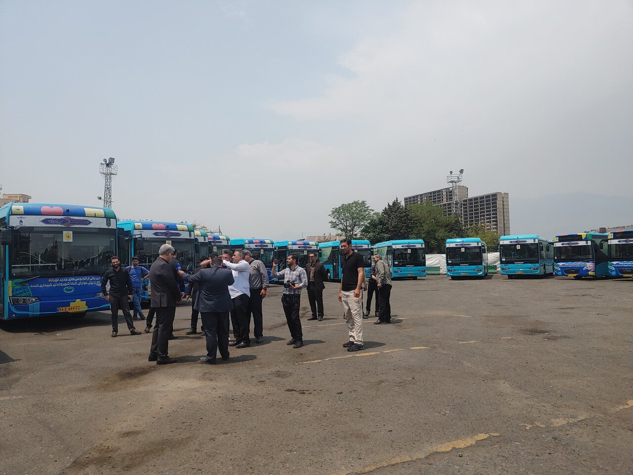 مراسم بدرقه اتوبوس های اربعین