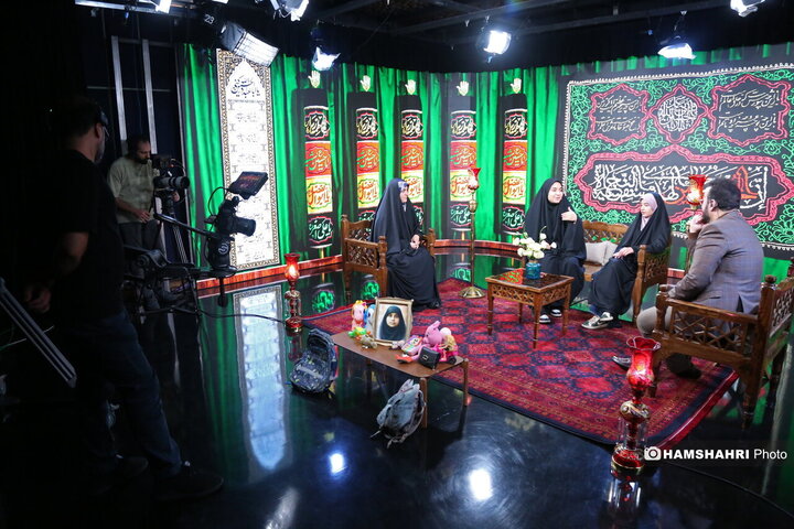 پرواز پروانه ها از بلوک ۱۲