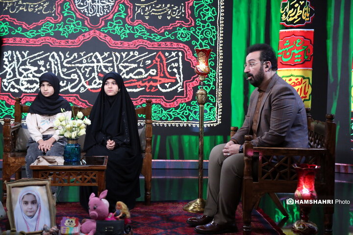 پرواز پروانه ها از بلوک ۱۲