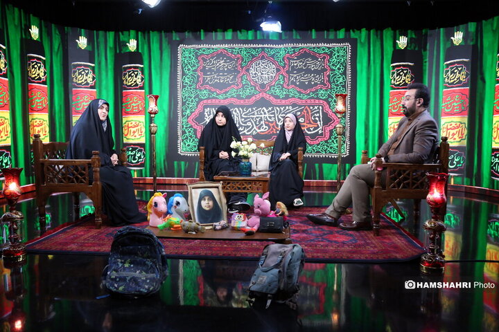 پرواز پروانه ها از بلوک ۱۲