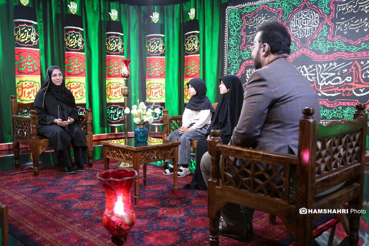 پرواز پروانه ها از بلوک ۱۲