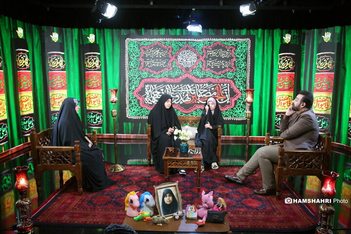 پرواز پروانه ها از بلوک ۱۲