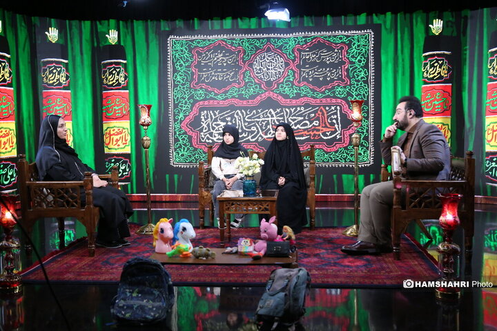 پرواز پروانه ها از بلوک ۱۲