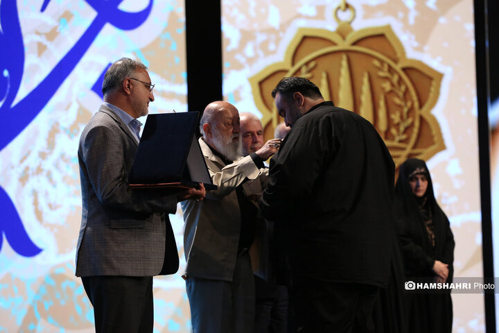 آیین تقدیر از خدمتگزاران بهشت