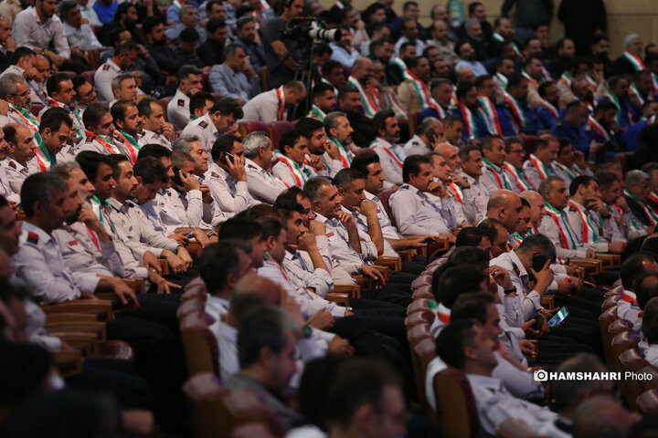 آیین تقدیر از خدمتگزاران بهشت