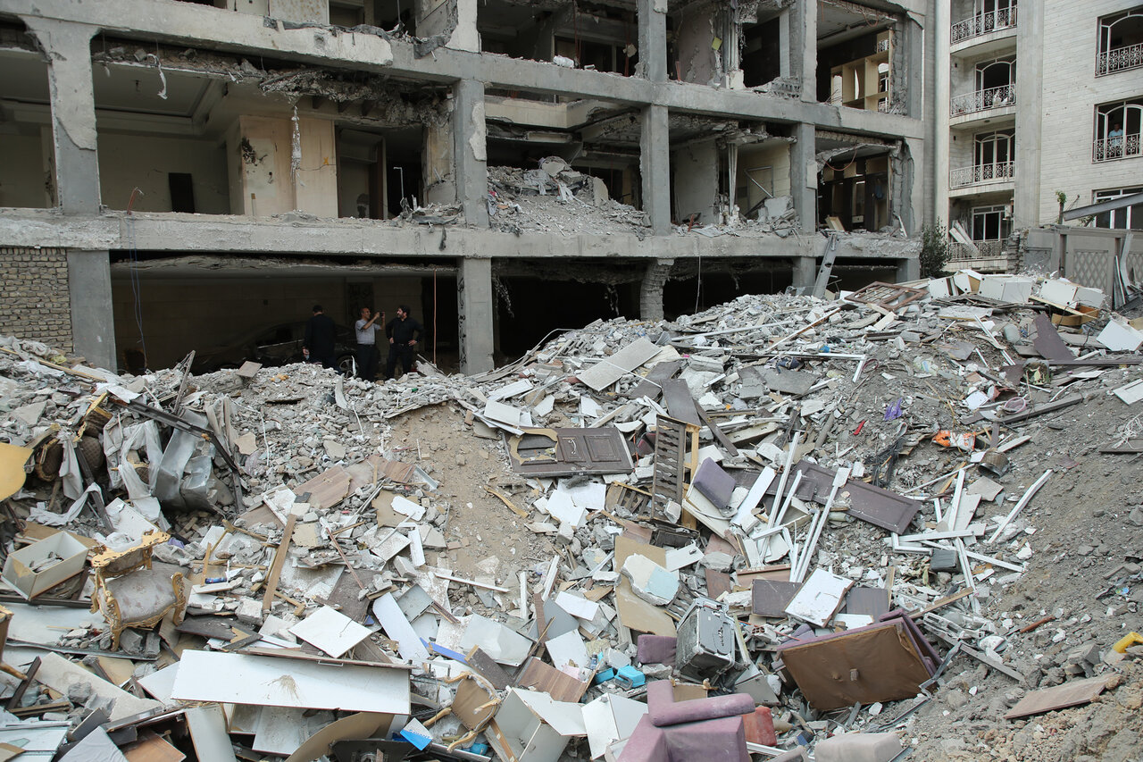 بازدید نمایندگان از بازسازی خانهها