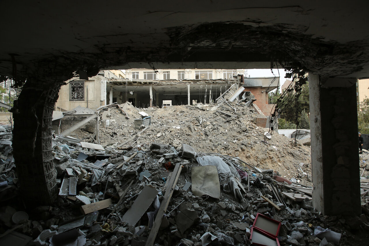 بازدید نمایندگان از بازسازی خانه‌ها