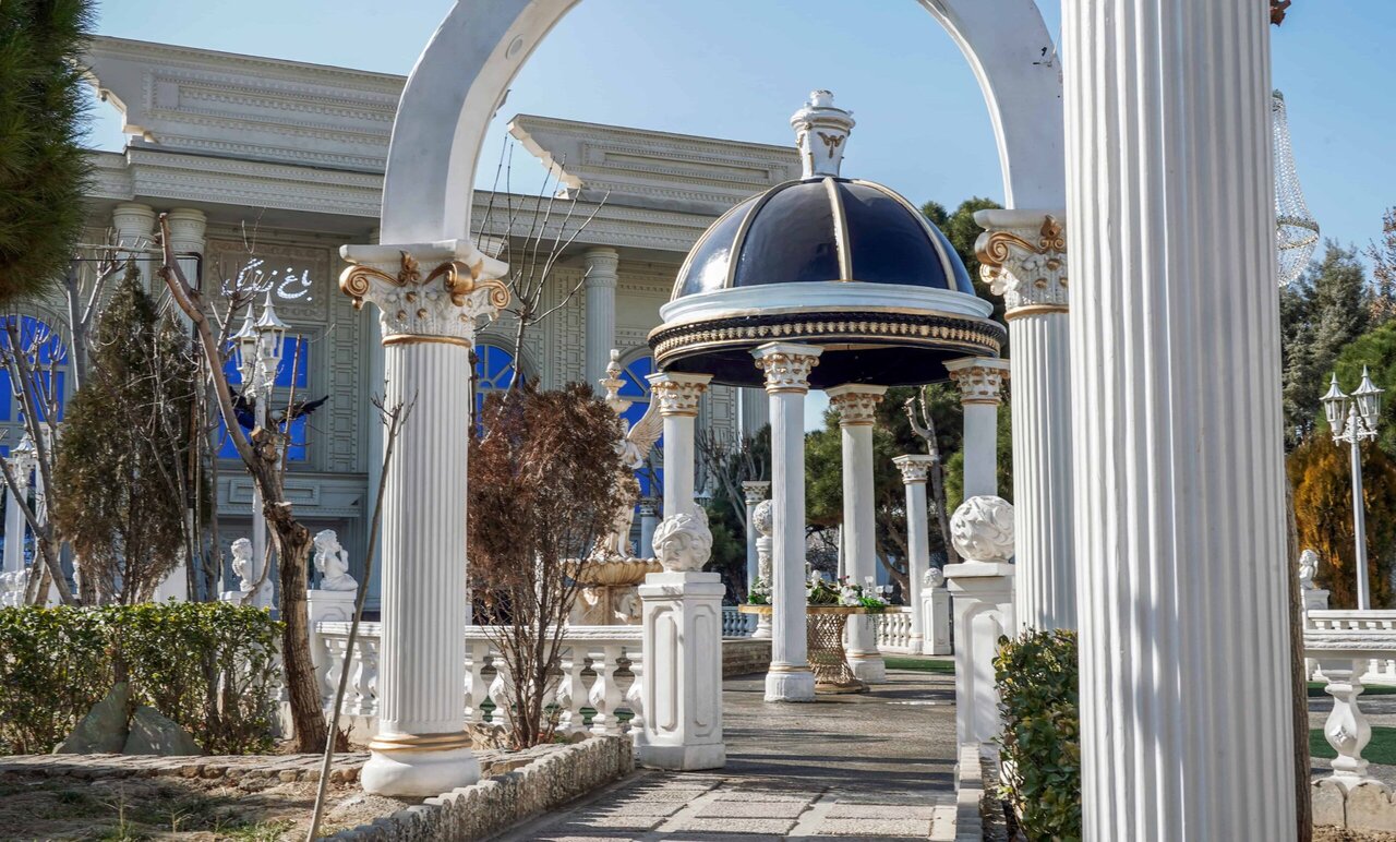 سفر به روستایی قدیمی با عمارت های مجلل