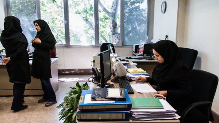 گریه کردن سر کار؛ نشانه توانایی یا ضعف؟