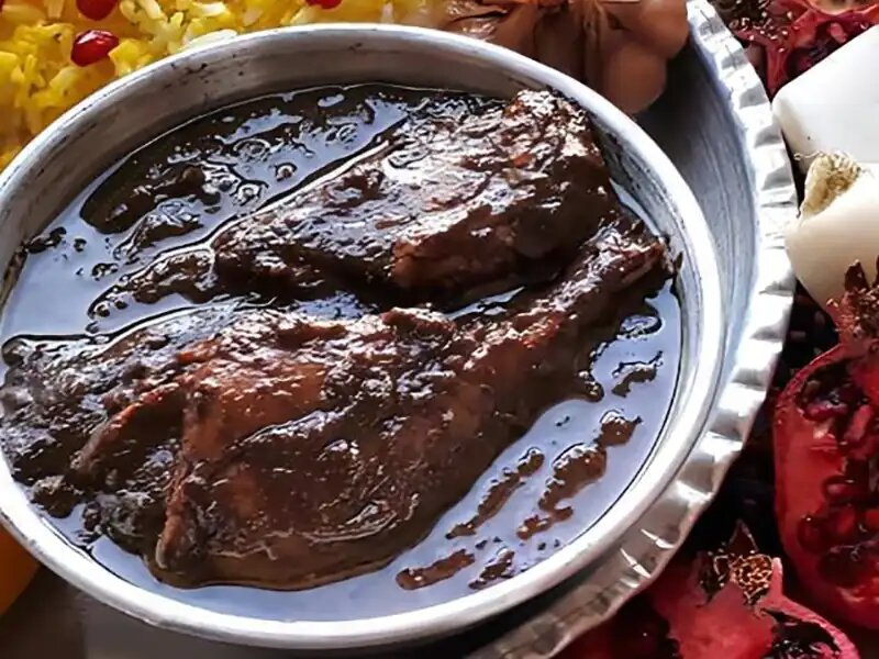 طرز تهیه فسنجان مجلسی با مرغ به روش رستورانی