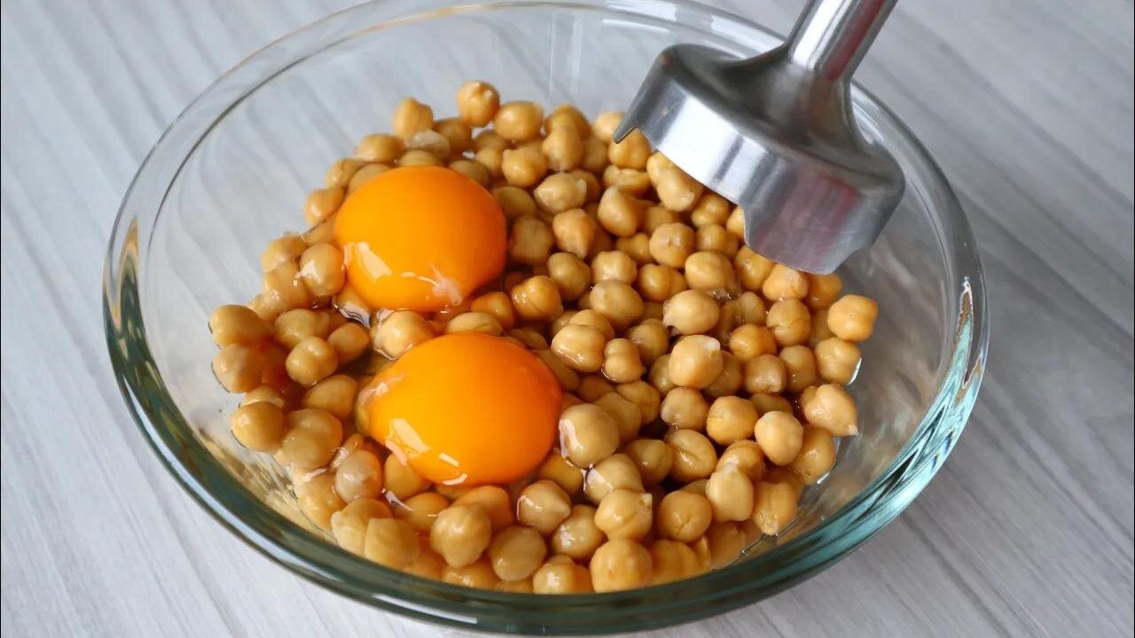 با حبوبات در خانه نان بپزید! | طرز تهیه ۴ مدل نان پروتئینی با حبوبات