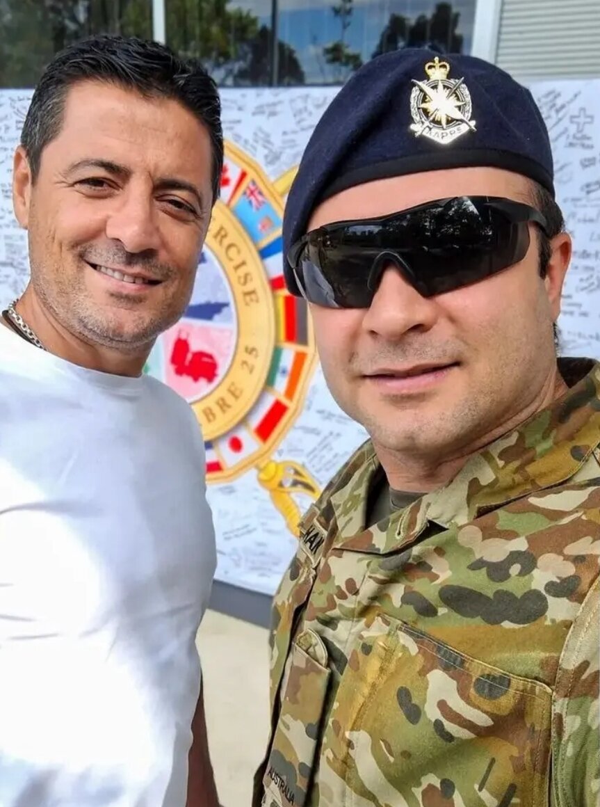 حضور علیرضا فغانی در پایگاه نظامی استرالیا | تصاویر