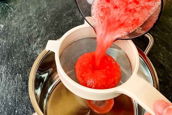 طرز تهیه شیره هندوانه به عنوان شیرین‌کننده طبیعی