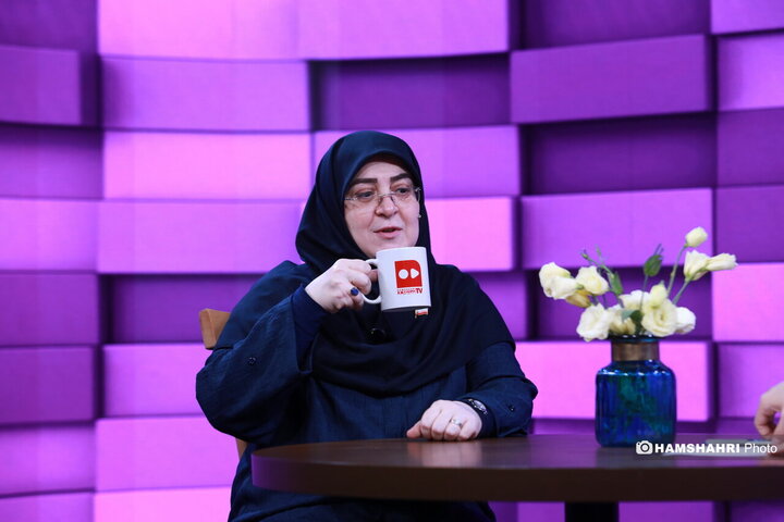 حضور سخنگوی دولت در موسسه همشهری