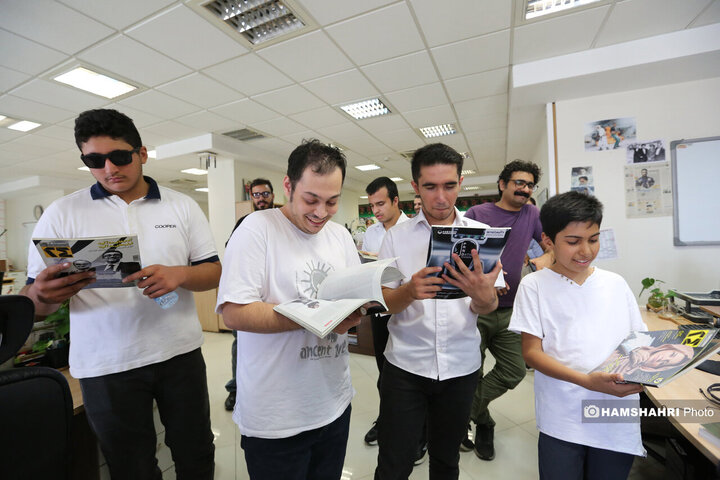 بازدید کودکان اتیسم از تحریریه همشهری بمناسبت روز خبرنگار