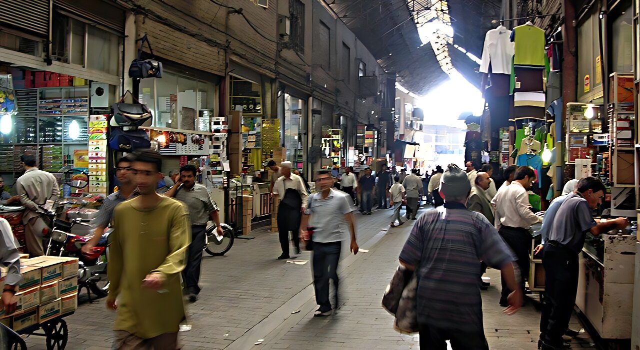 گذرهایی به قدمت تاریخ