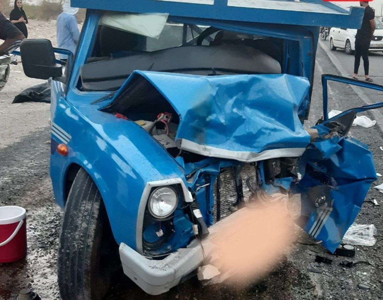 شدت تصادف پژو و نیسان در خروجی دهلران به سمت مهران که ۳ کشته و ۵ زخمی بر جا گذاشت | تصاویر