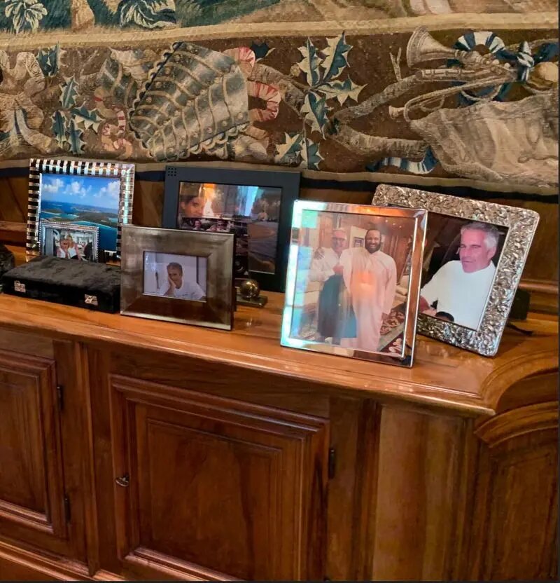 این عکس بن سلمان خشم افکار عمومی را برانگیخت؛ ببینید | طوفان انتقادها علیه ولیعهد؛ حالا میفهمید چرا حاکمان عرب مقابل نتانیاهو و موساد زانو میزنند؟