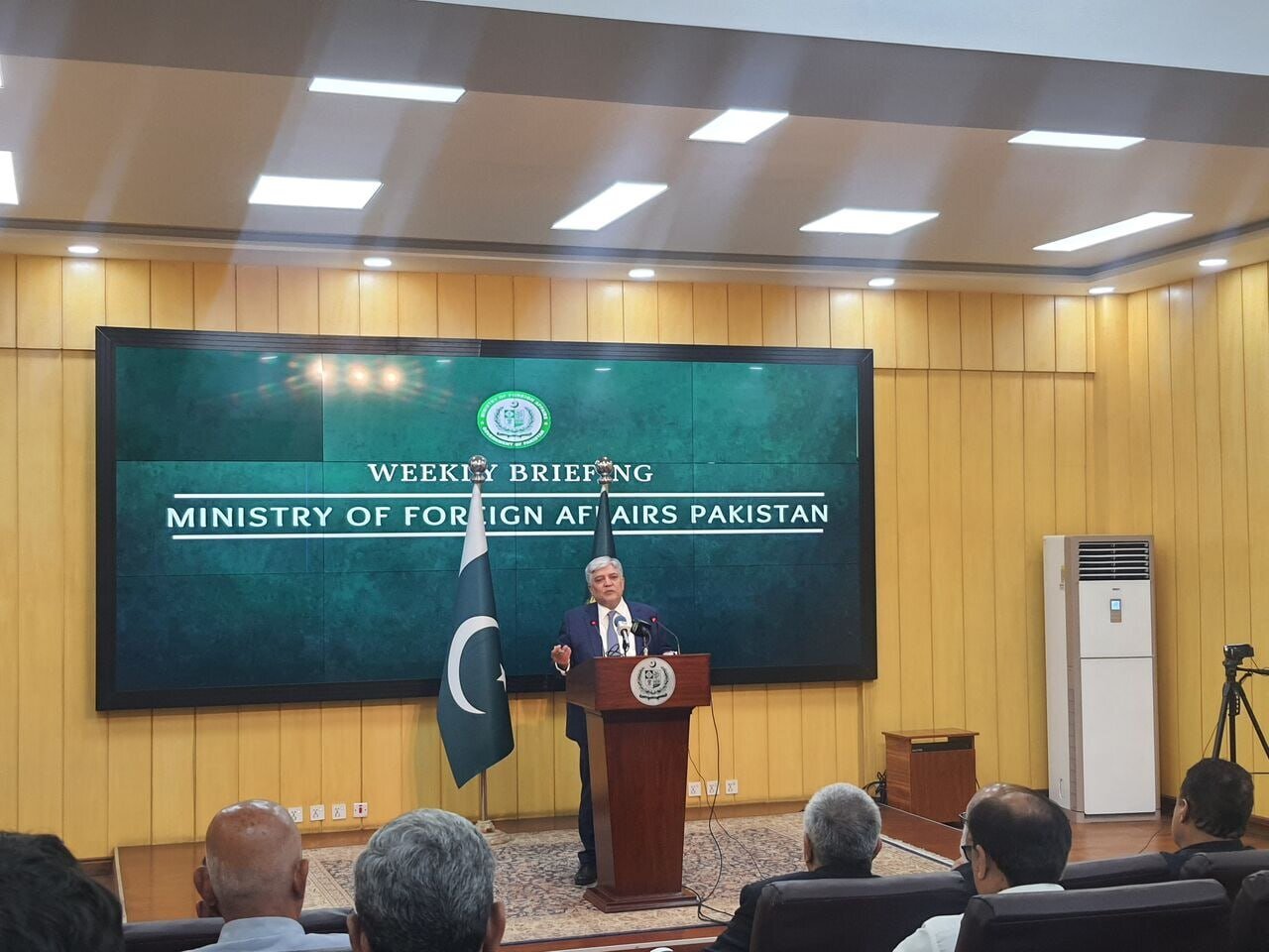 شفقت علی خان