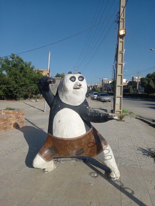 انتقاد تند انجمن اوتیسم از مجسمههای جنجالی | کودکان در معرض استهزا و آسیبهای روحی قرار گرفتند + تصاویر