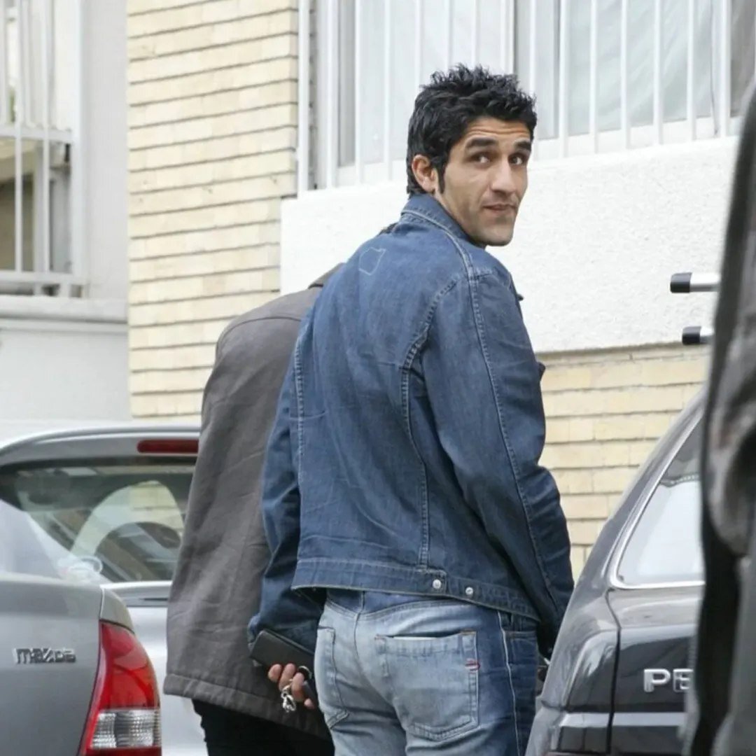 پژمان جمشیدی ۲۰ سال پیش جلوی باشگاه پرسپولیس | ببینید