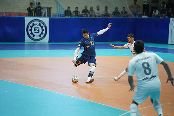 استقلالی هستم و هدفم بارسلوناست | میخواهم با تیم ملی در جام جهانی بدرخشم | قبلا طرفدار مسی بودم ولی حالا فقط رونالدو +ویدیو