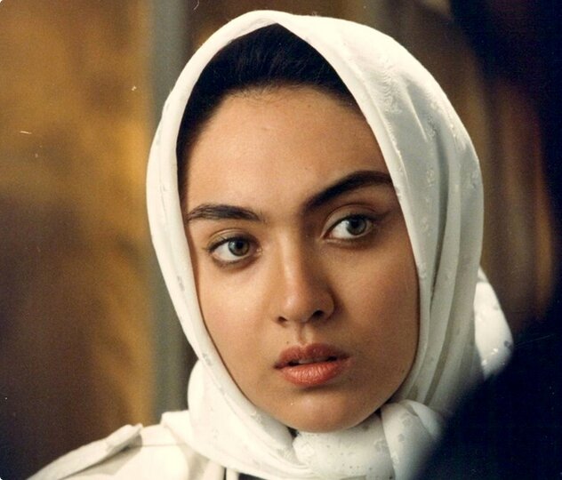 چهرۀ «نیکی کریمی» ۳۳ سال قبل در ۲۱ سالگی