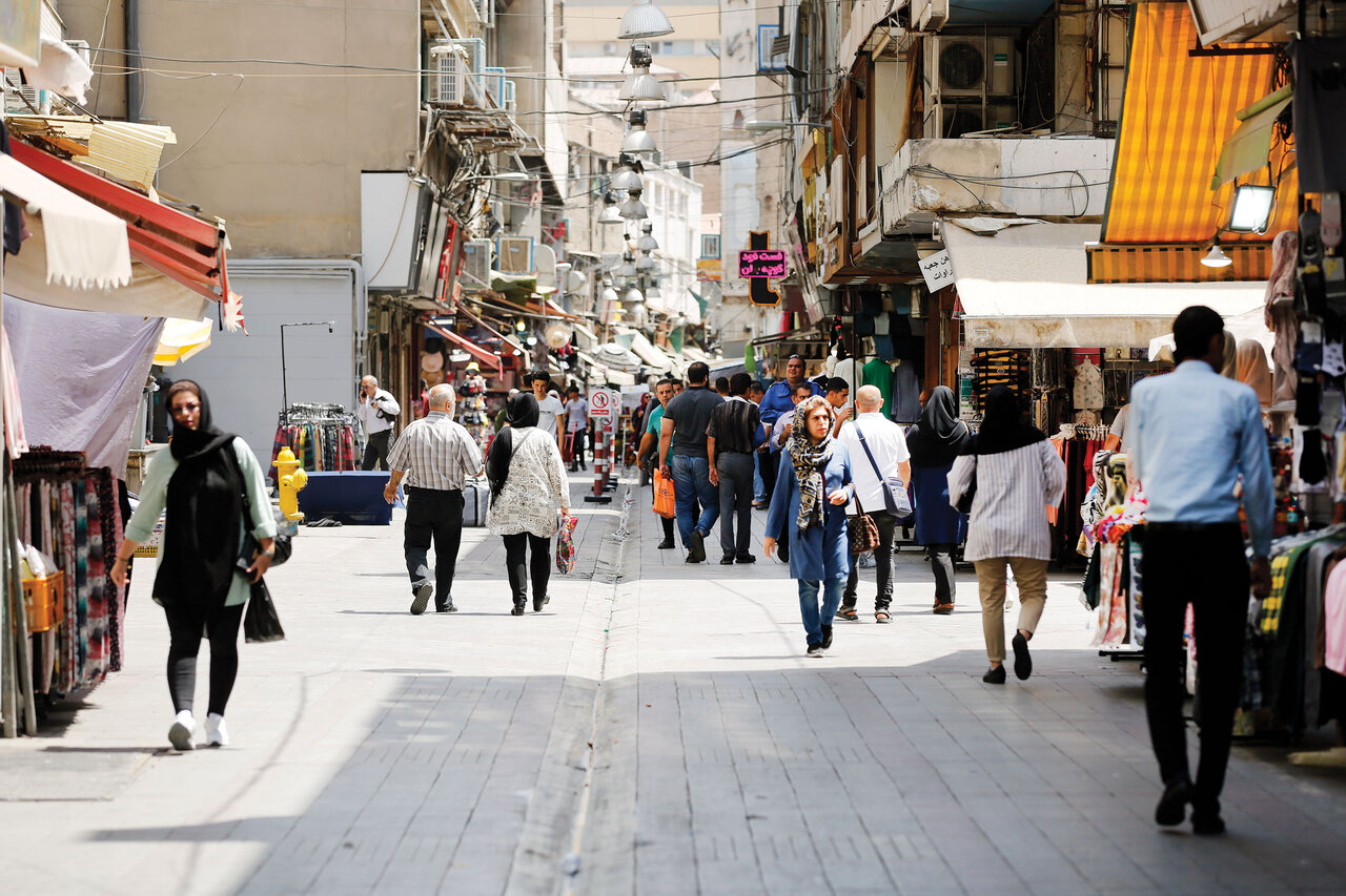 خرید کردن در لاله زار قدیم