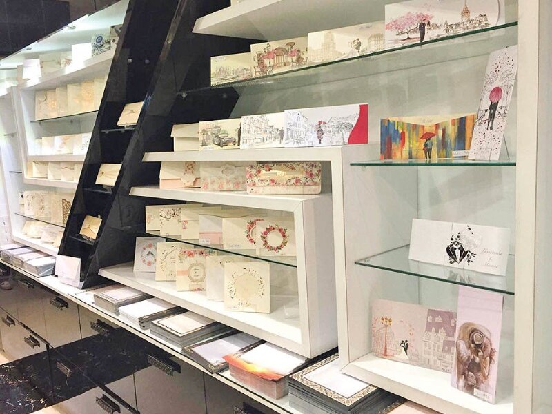 خرید کردن در لاله زار قدیم