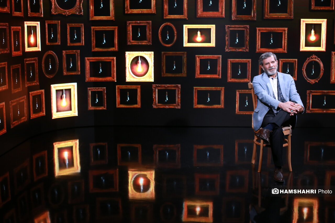 برنامه صد قسمت سوم