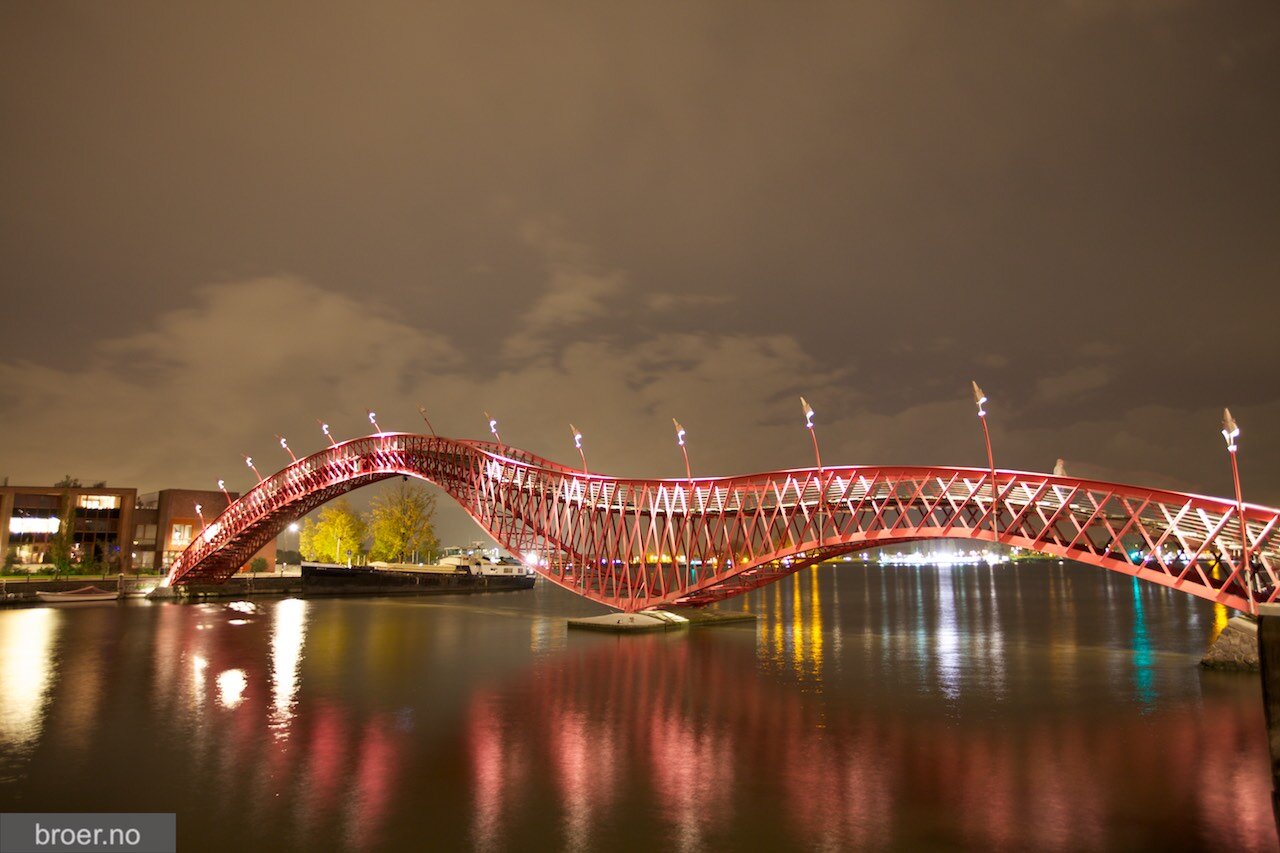 غول پیکرترین سازه های معلق بین زمین و آسمان | عکس