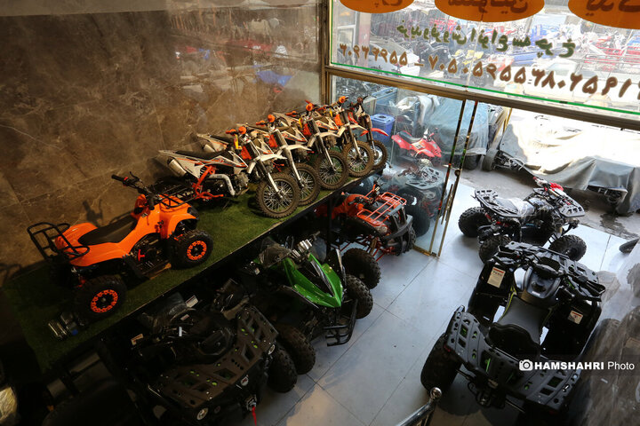 موتور های کوچک و مینی کراس در میدان گمرک