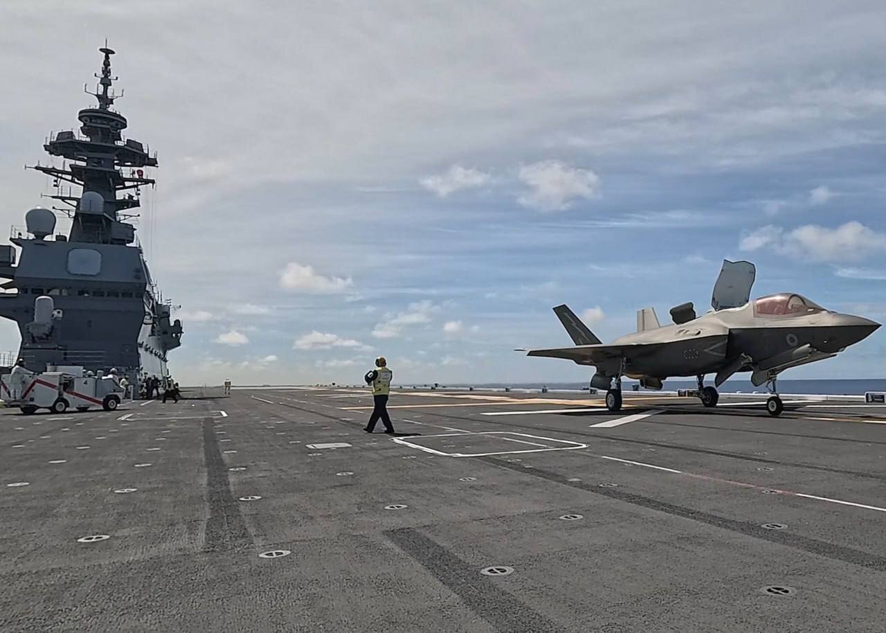 جنگندههای چندمنظوره انگلیس و آمریکا در رزمایشهای ژاپن | تصاویر