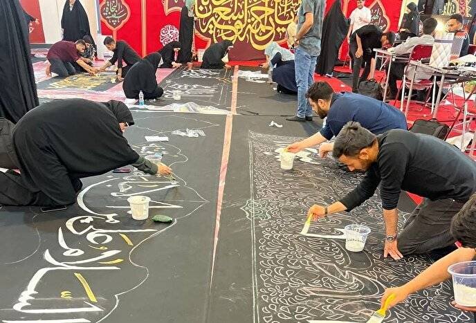 کتیبه‌نویسی استادان در میدان شوش