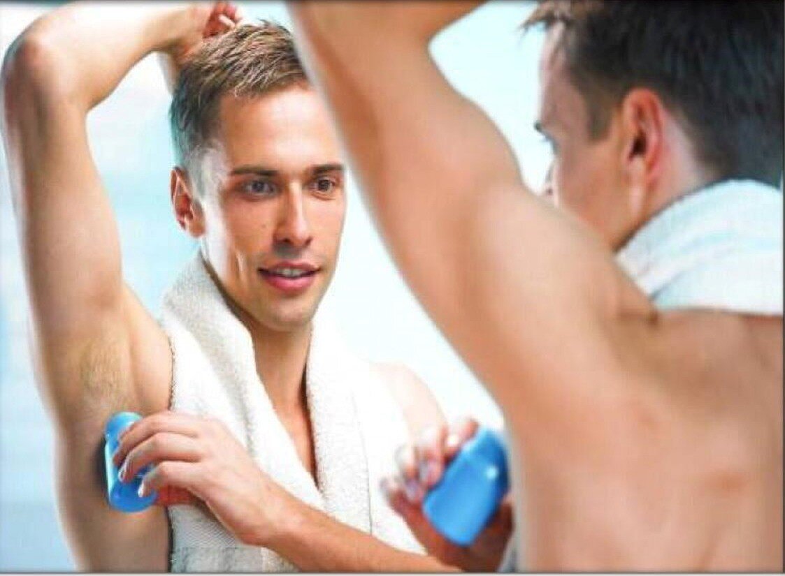 راهنمای کامل استفاده صحیح از رول ضد تعریق برای ماندگاری بیشتر