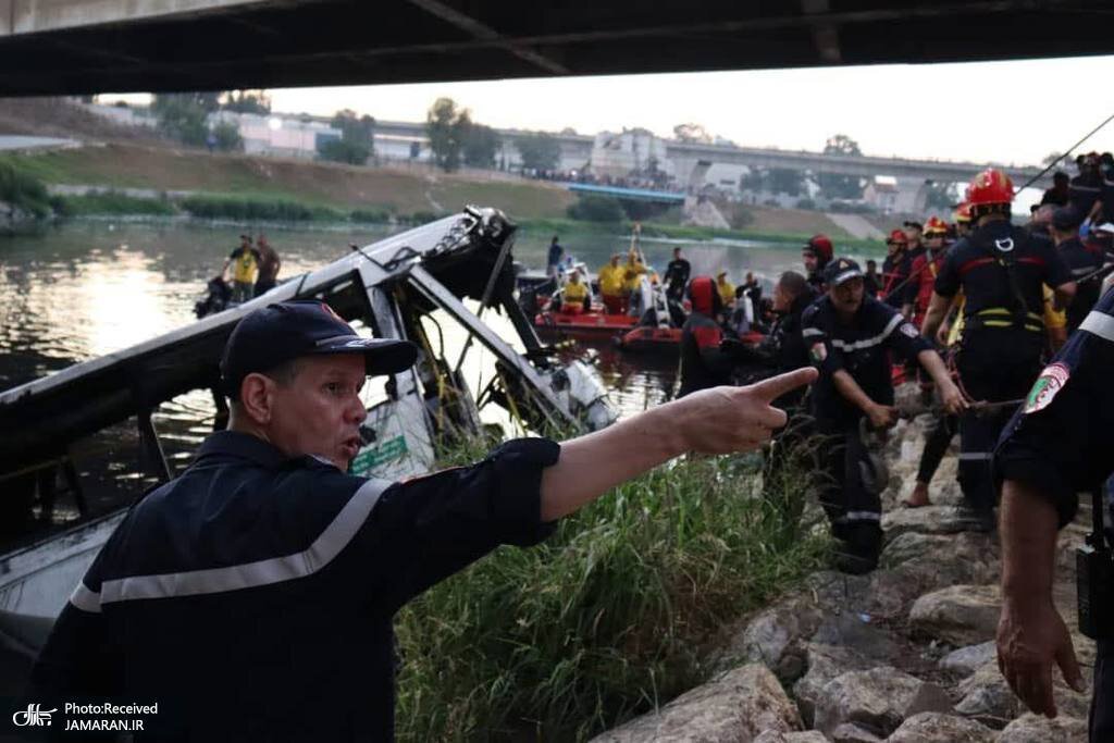 سقوط اتوبوس در رودخانه با ۲۷ کشته و زخمی | تصاویر