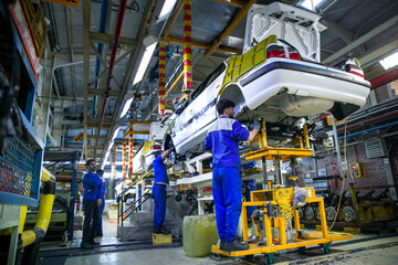 دلایل گران بودن قیمت خودرو باید بررسی شود |تخصیص ۱۰ میلیارد دلار ارز برای صنعت خودرو