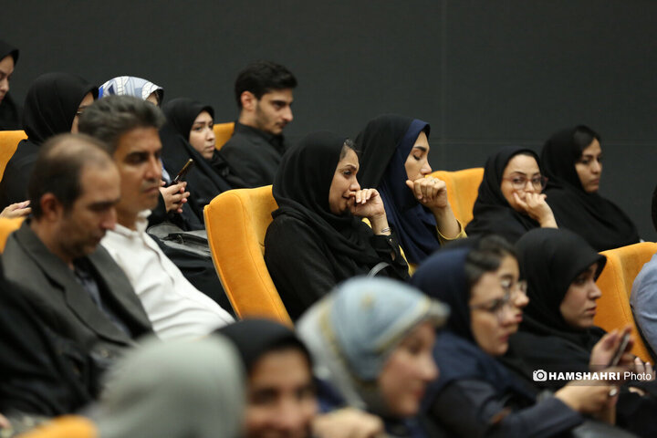 آیین گرامیداشت و نشست صمیمانه شهردار تهران با خبرنگاران