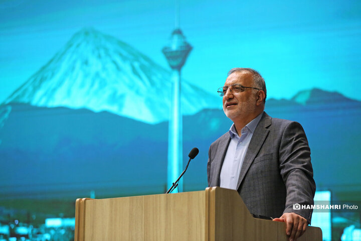 آیین گرامیداشت و نشست صمیمانه شهردار تهران با خبرنگاران